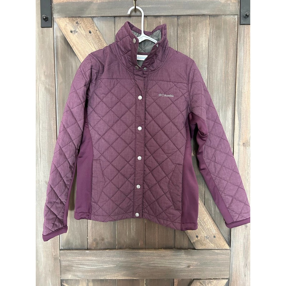 Columbia woman’s quilted jacket size Small